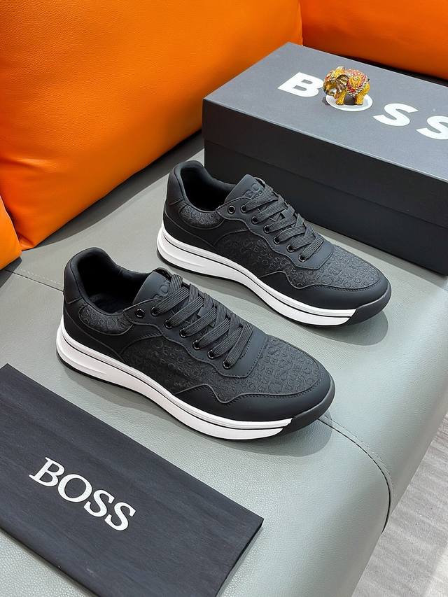 商品名称：Boss 波士 正规码数: 38-44 休闲鞋 商品材料：精选 牛皮鞋面，柔软羊皮垫脚；原厂特供大底。